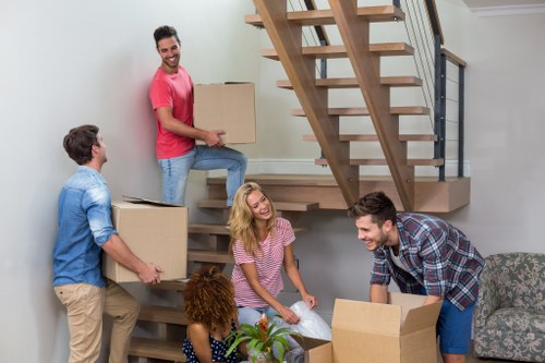 Local removals team planning a move in Upminster Bridge